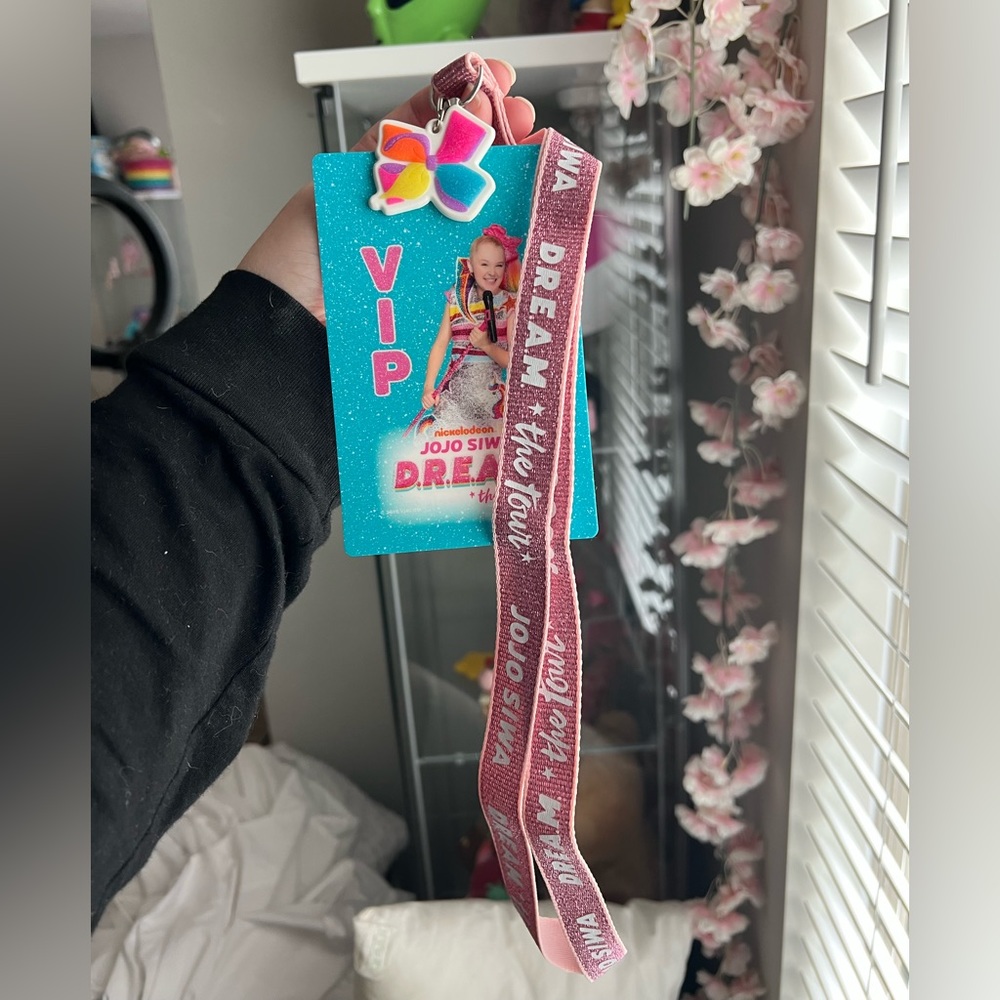 Jojo Siwa DREAM tour VIP lanyard two sided